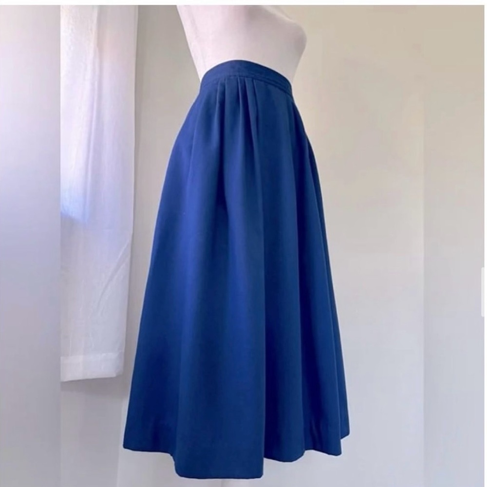 Vintage Summit Sportswear skirt